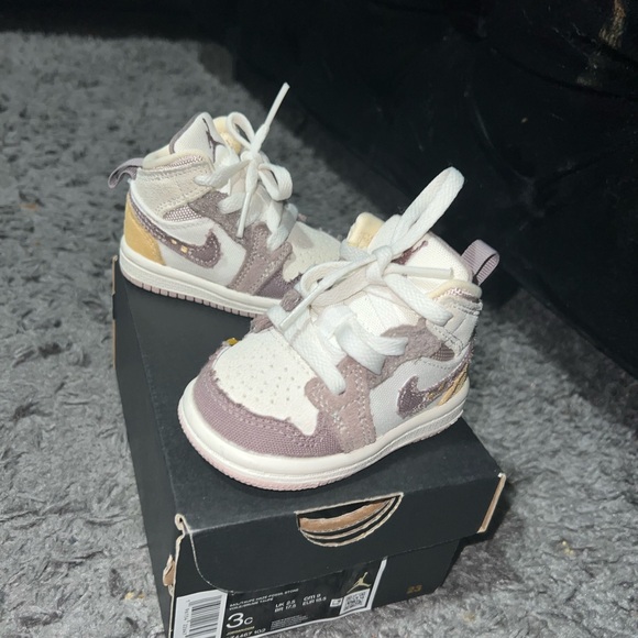 Jordan 1 - Picture 3 of 3